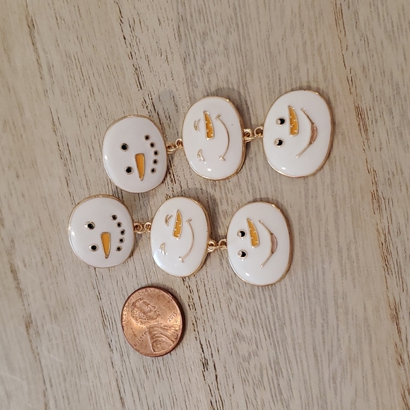 Snowman holiday earrings 3 snowman faces dangle pierced winter Christmas - Picture 3 of 4